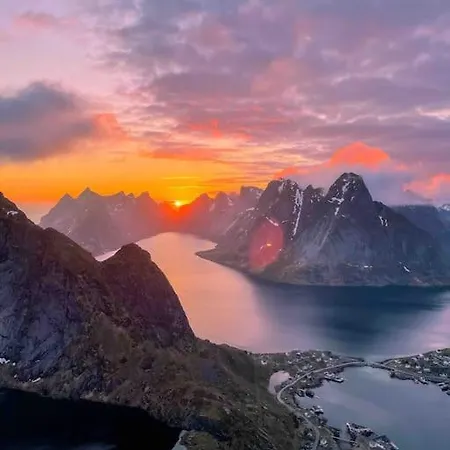 Vest Lofoten Panorama 5 Min From Reinebringen And Bodo Ferry